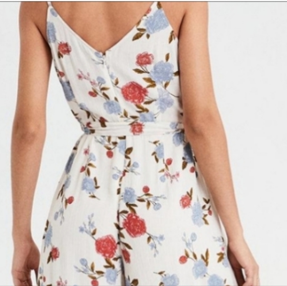 American Eagle Outfitters Cream Floral Wide Leg Jumpsuit - Picture 6 of 16
